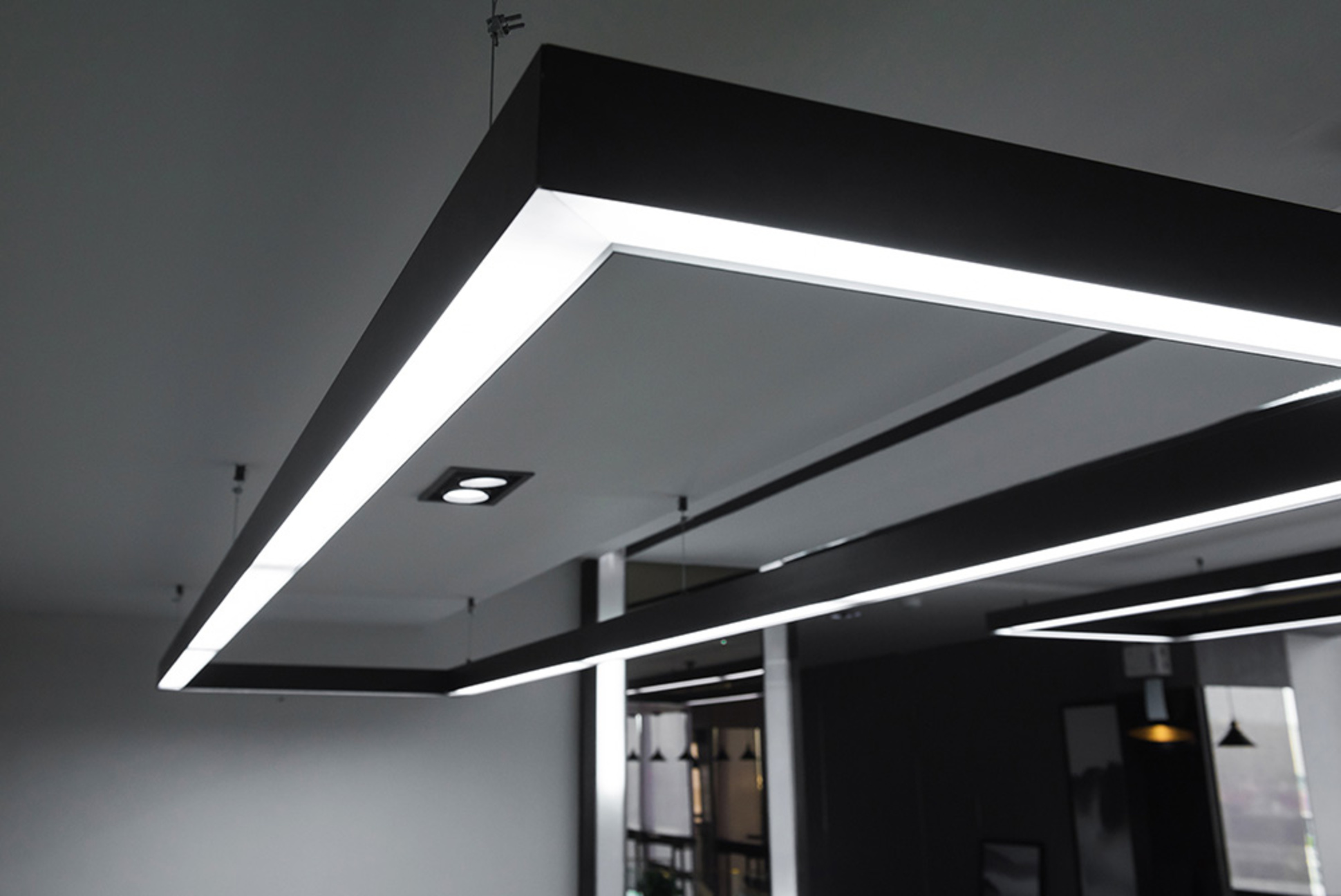LED-Beleuchtung bei Elektrotechnik Knittel UG&Co.KG in Seebach b Eisenach, Thür