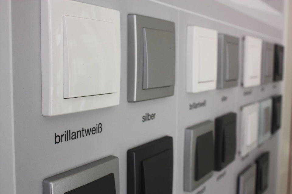 Schalterserie2 bei Elektrotechnik Knittel UG&Co.KG in Seebach b Eisenach, Thür